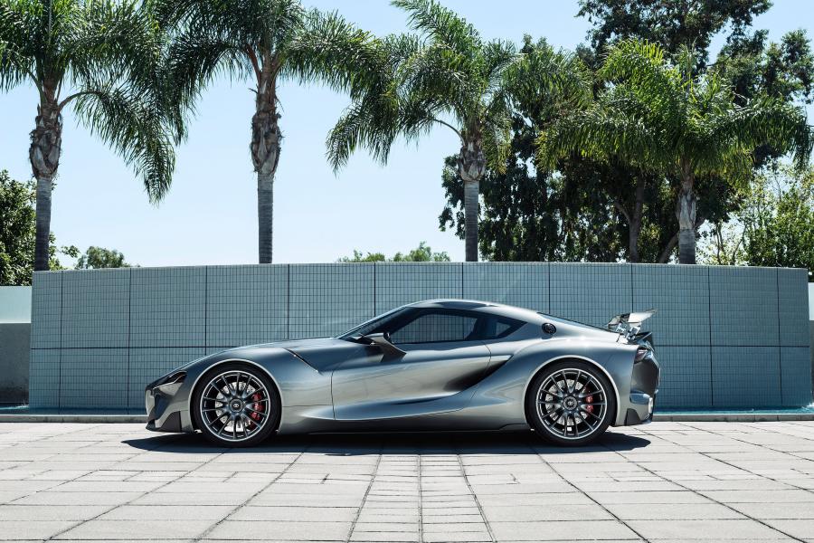  Toyota FT-1 Graphite Concept 2014 года  (фото 3 из 25)